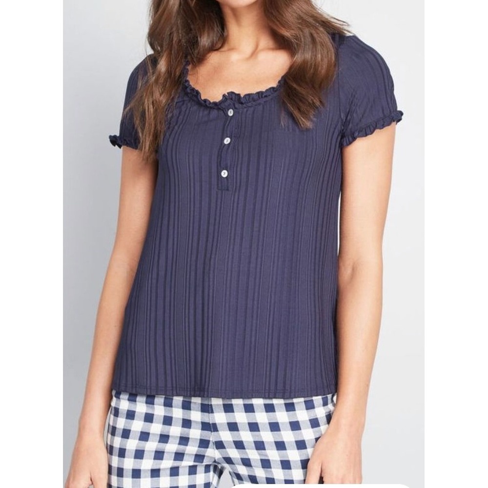 Modcloth Navy Ribbed‎ Ruffled Henley Button Front Short Sleeve Top Women's Sz L